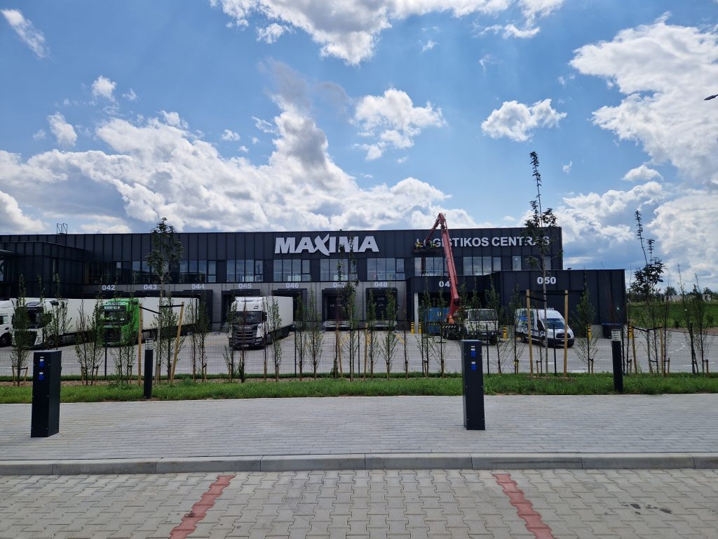 Maximos logistikos centras