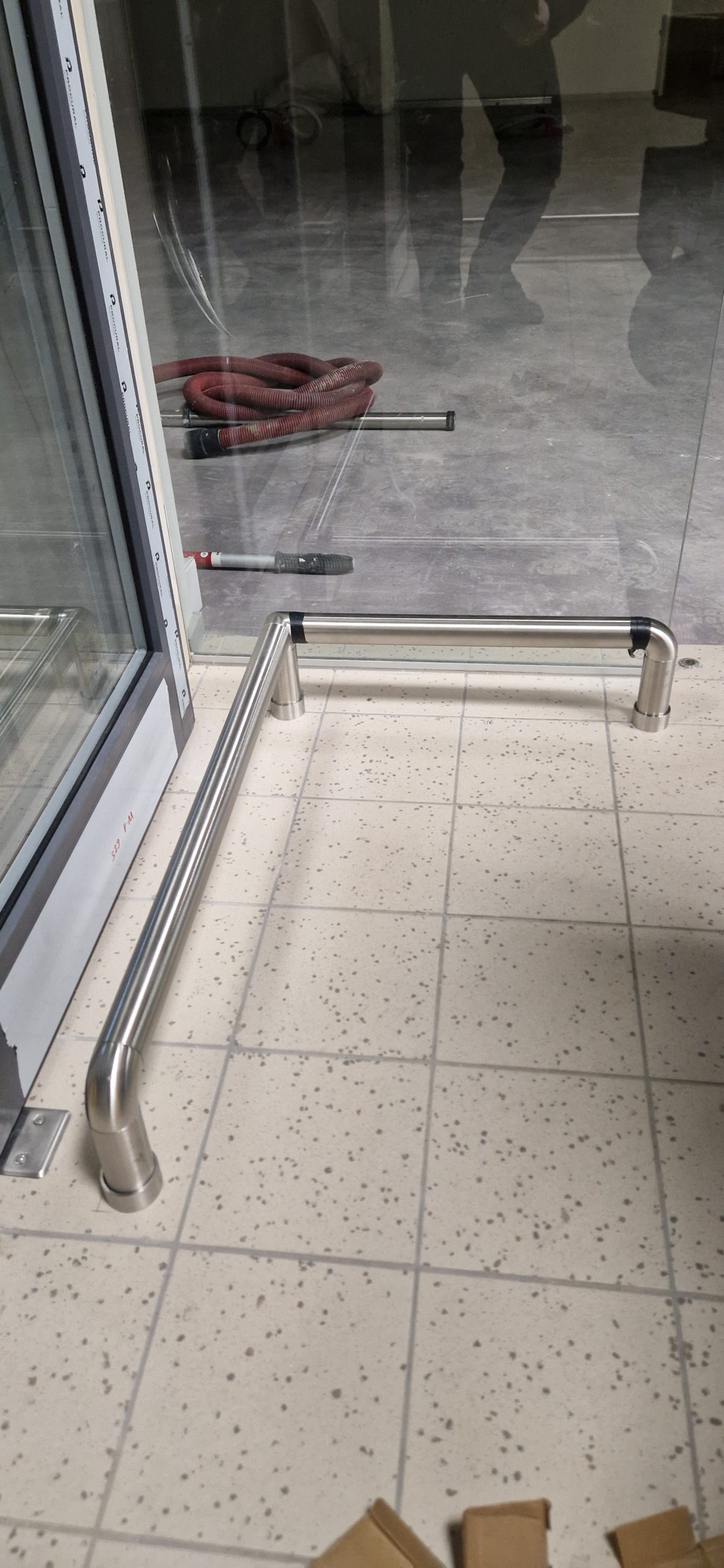 Pramoniniai laiptų turėklai