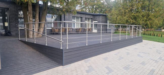 Įvairaus tipo turėklai laukui, patalpoms